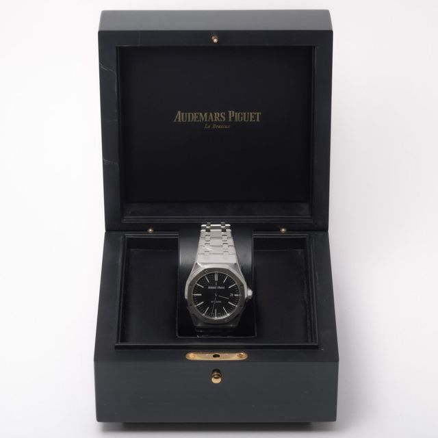 Audemars Piguet Royal Oak 15400ST.OO.1220ST.01 Image 5